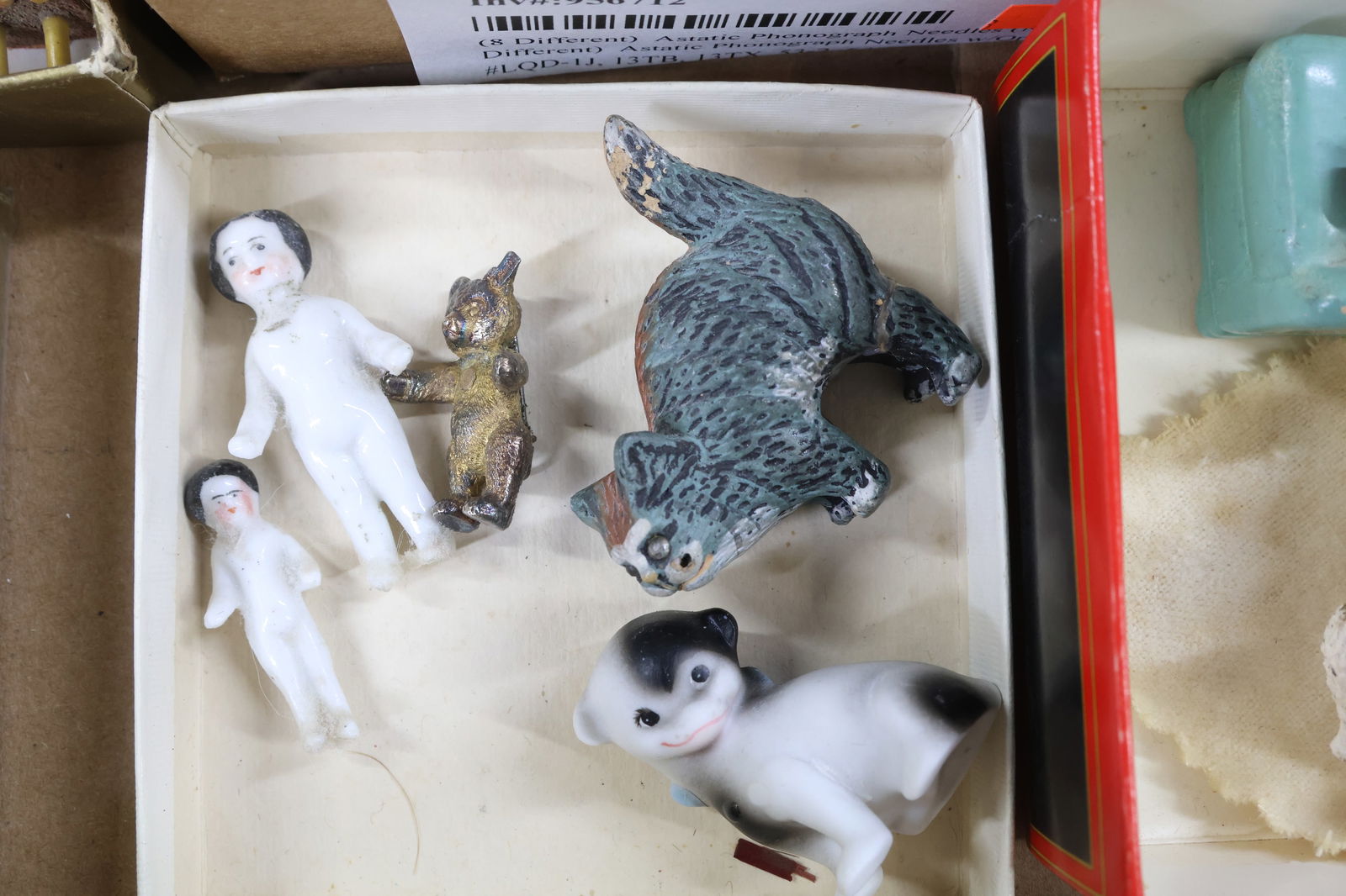 MINIATURES/DOLLS. - 3