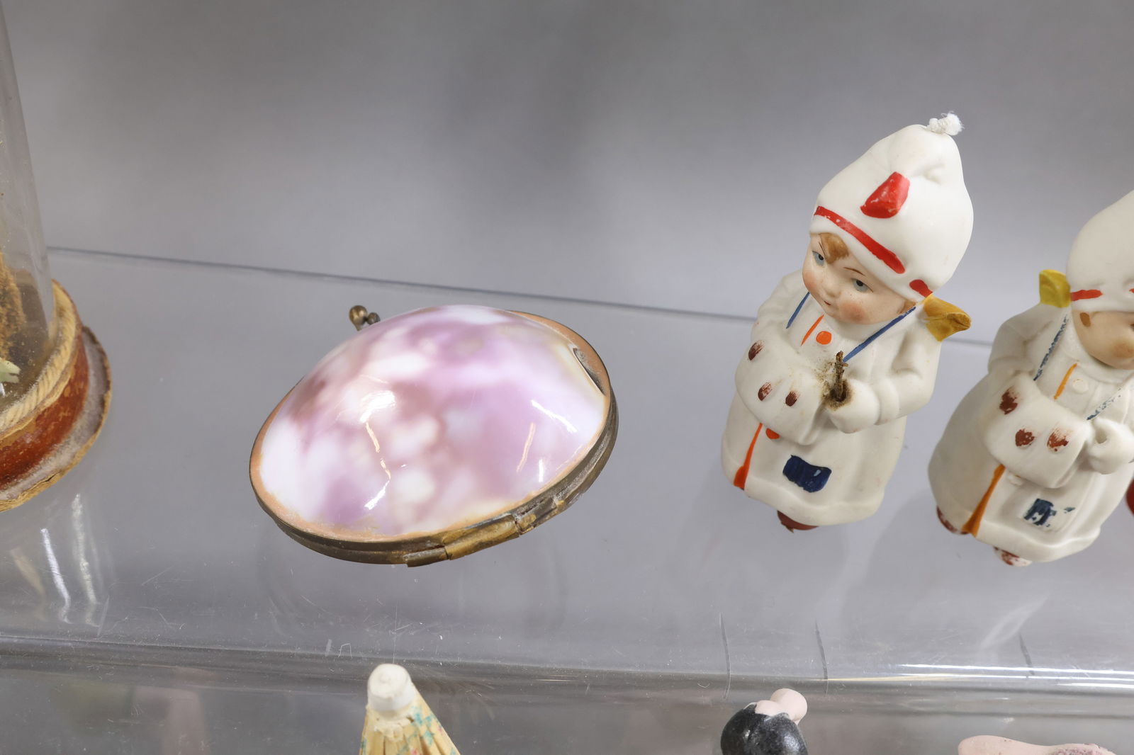 HOLIDAY/NOVELTIES. - 4