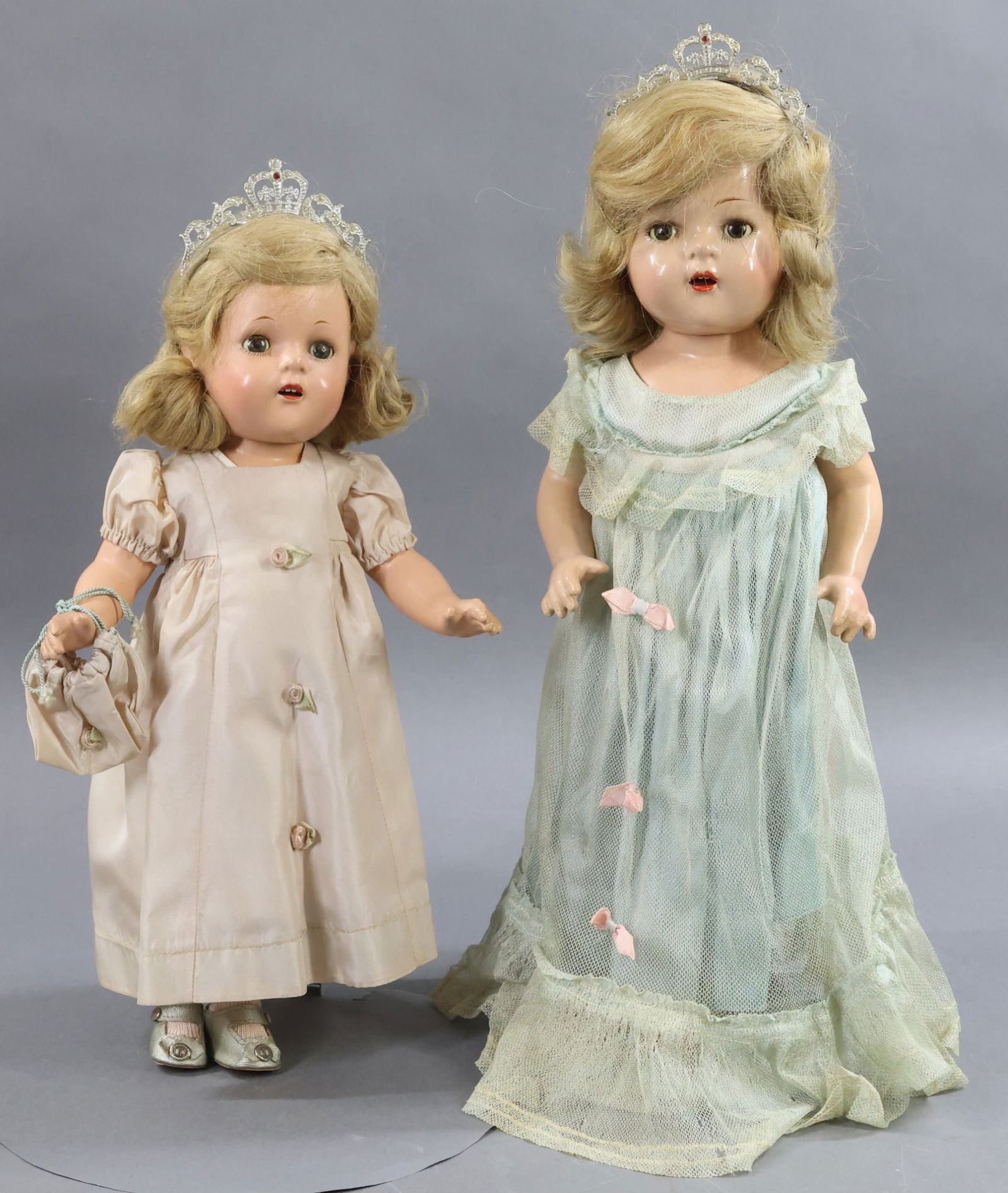 ROYAL DOLLS - MADAME ALEXANDER. (1 of 12)