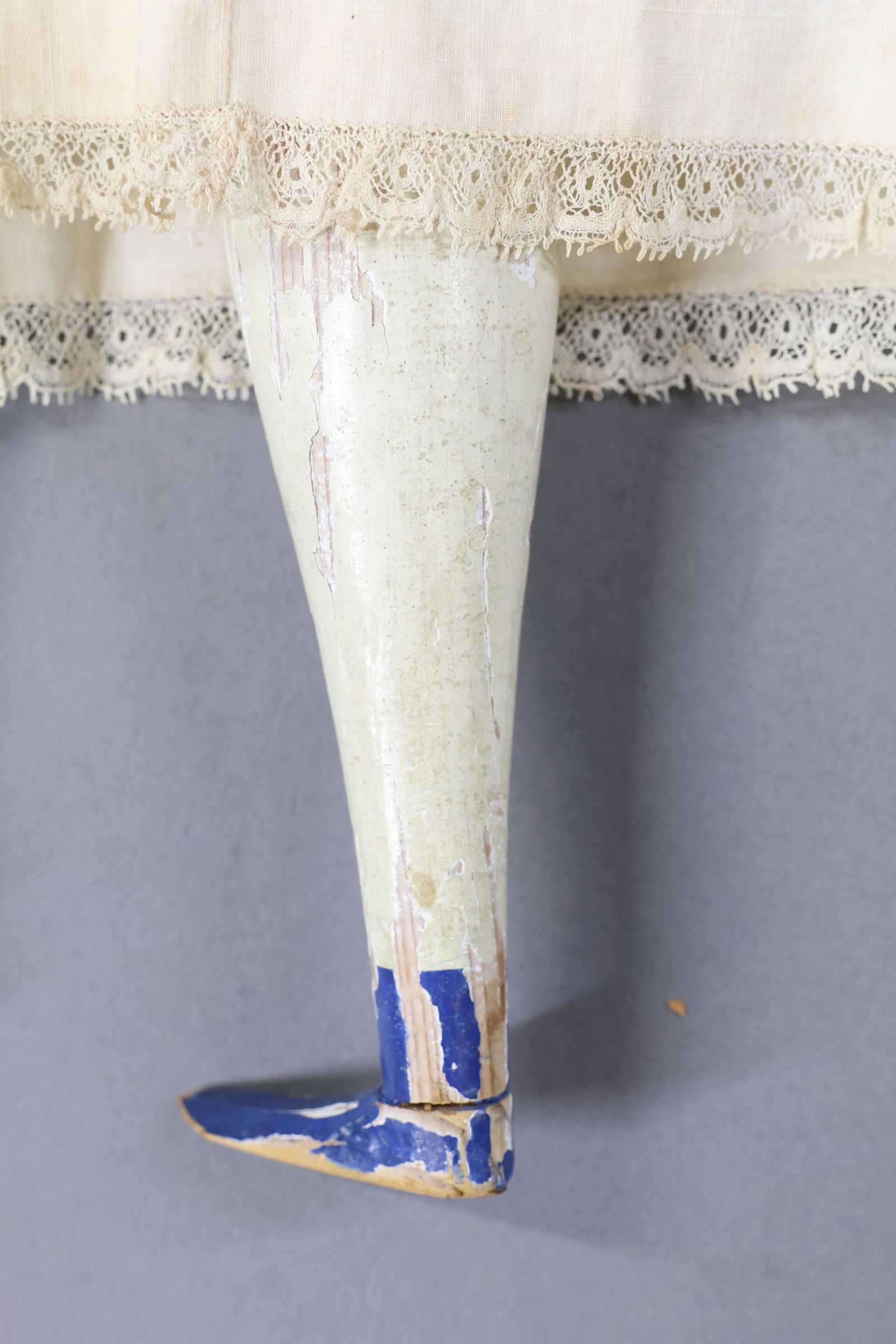 PAPIER MACHE DOLLS. - 11