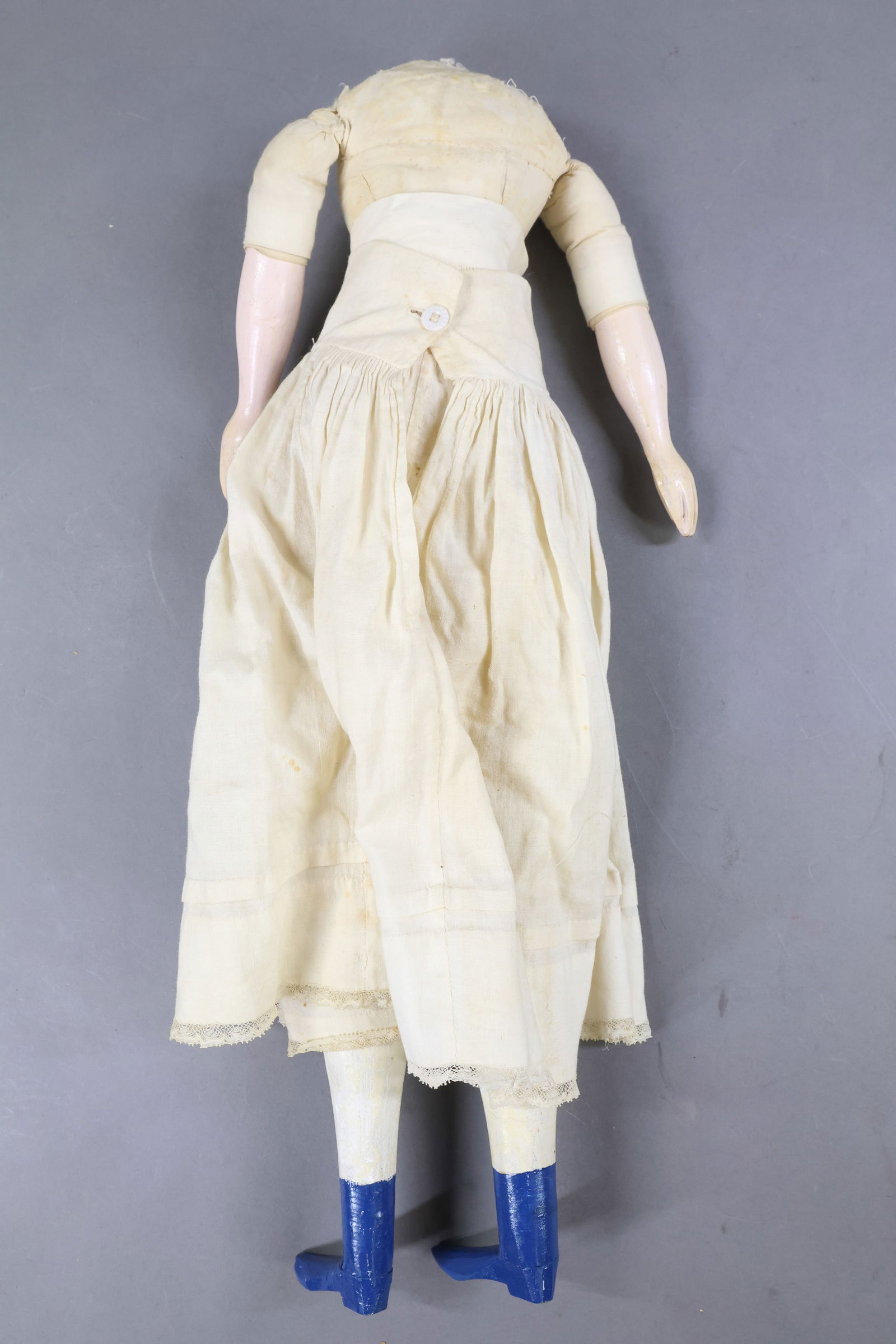 PAPIER MACHE DOLLS. - 15