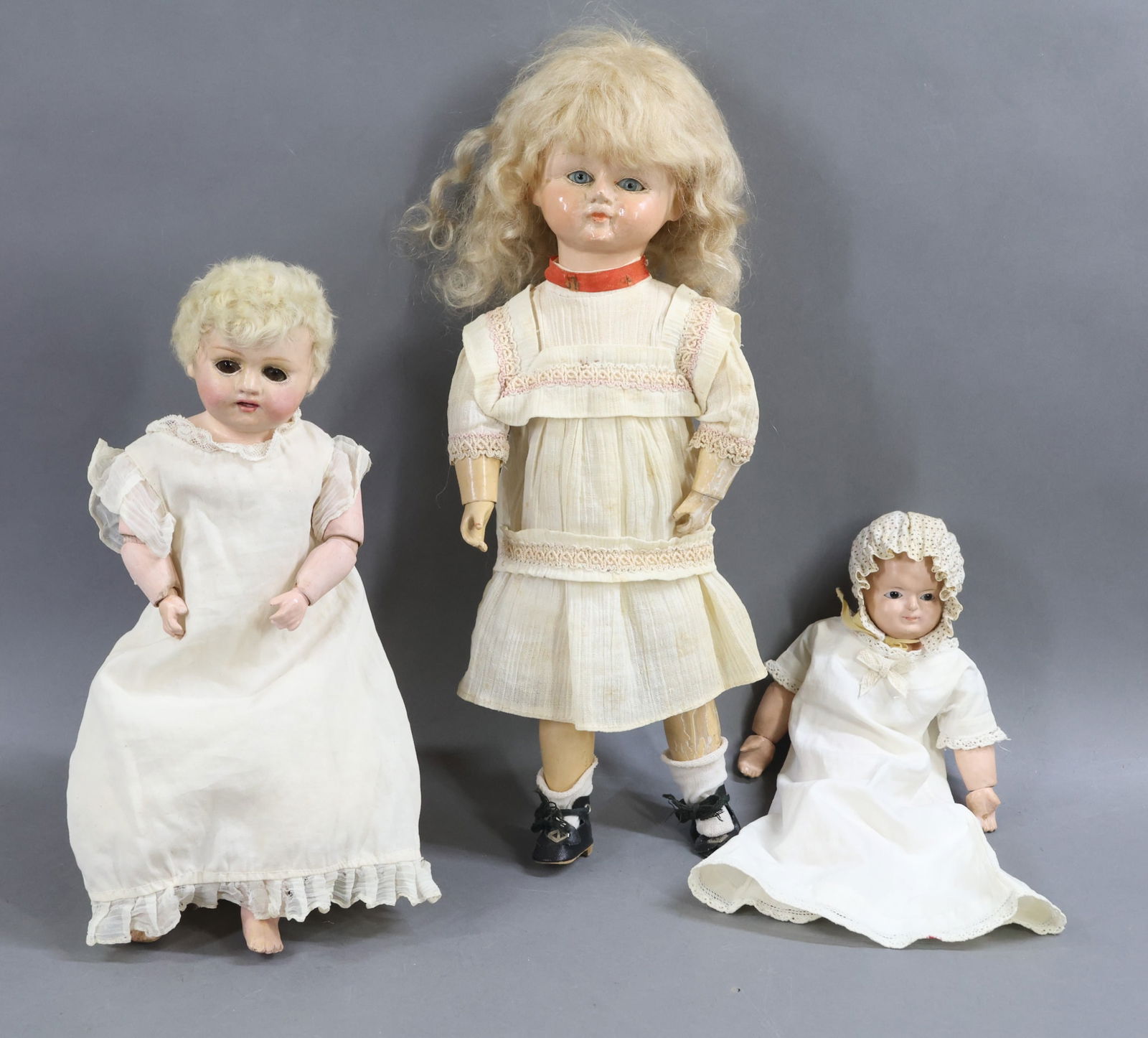 PAPIER MACHE DOLLS. (1 of 17)