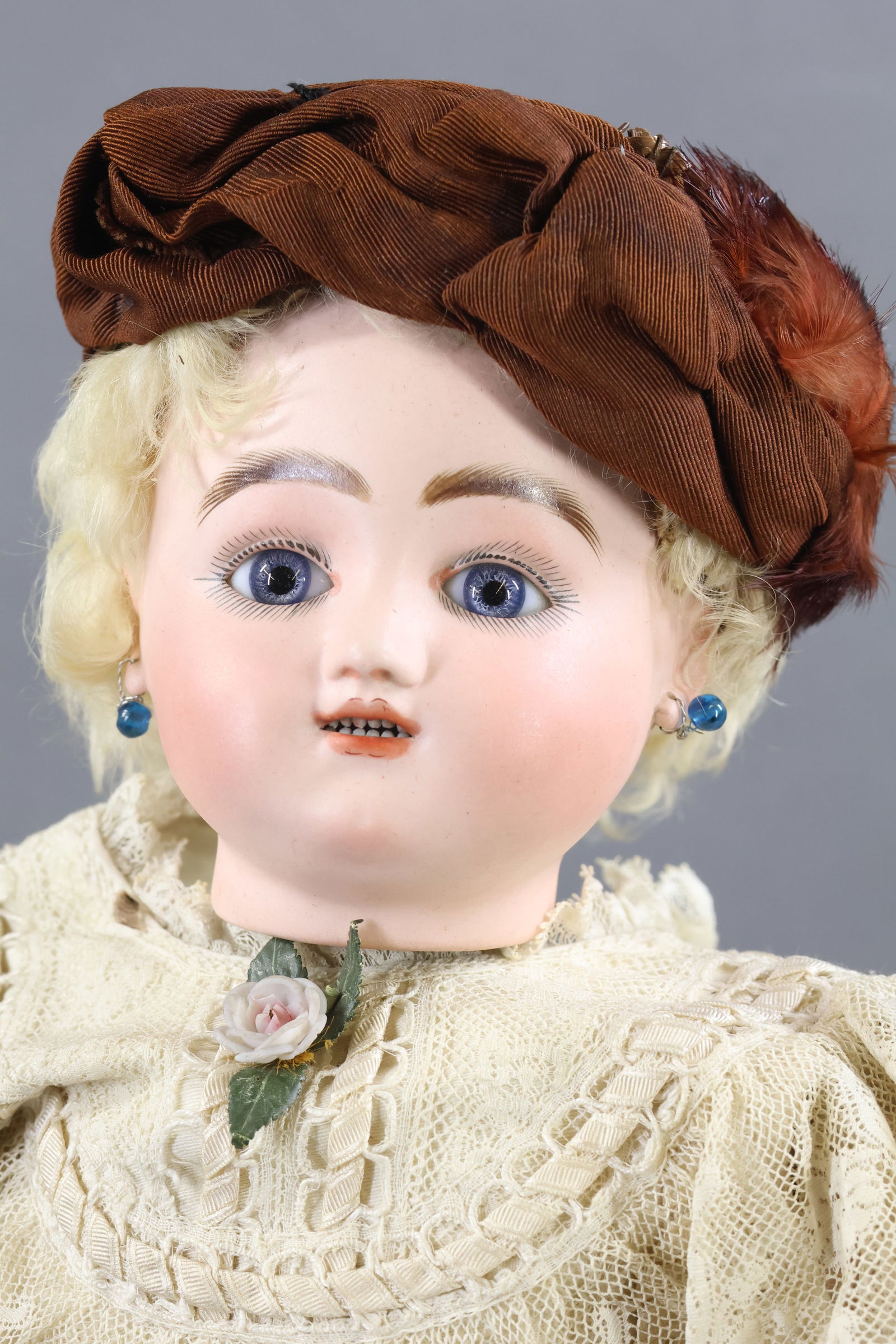 ANTIQUE FRENCH BISQUE HEAD DOLL. - 2