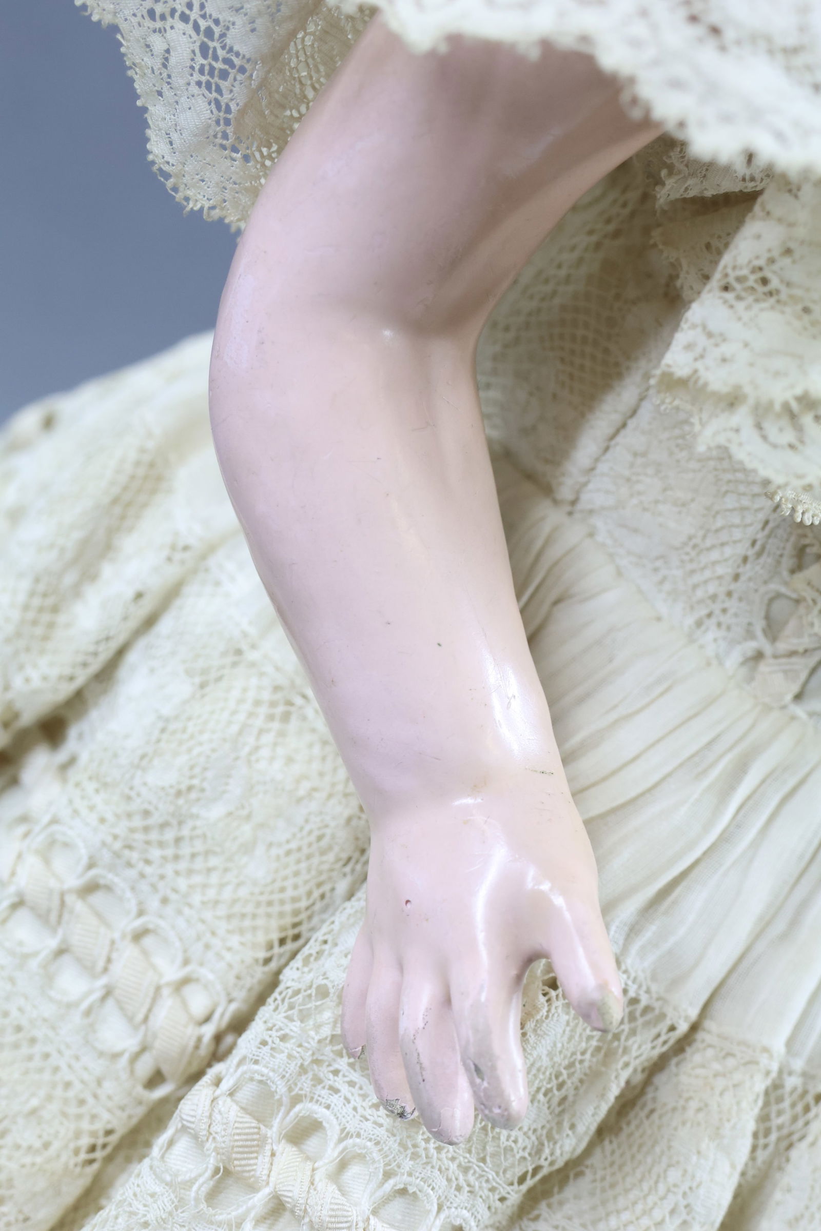 ANTIQUE FRENCH BISQUE HEAD DOLL. - 8