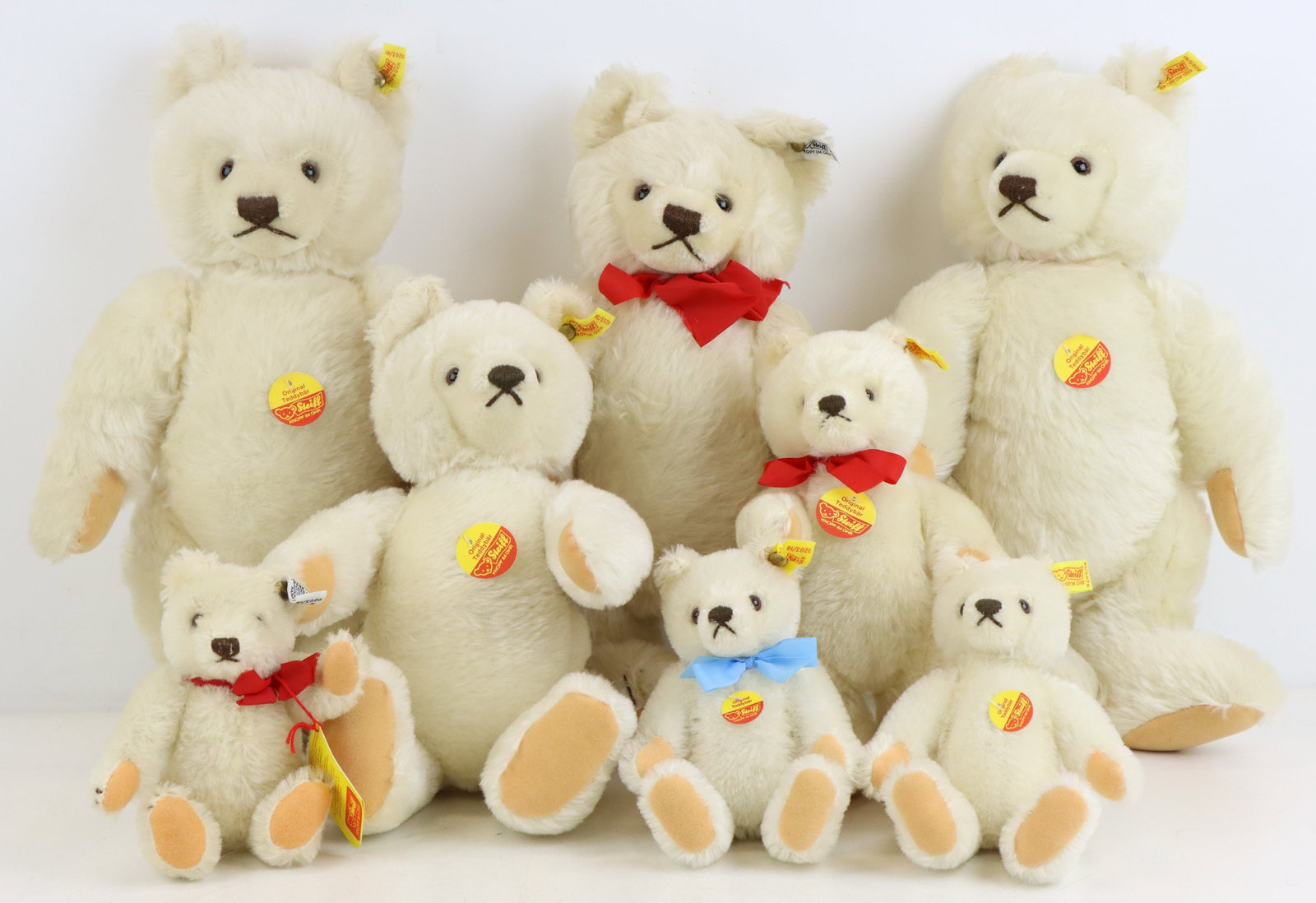 Steiff Teddy Bears (1 of 14)