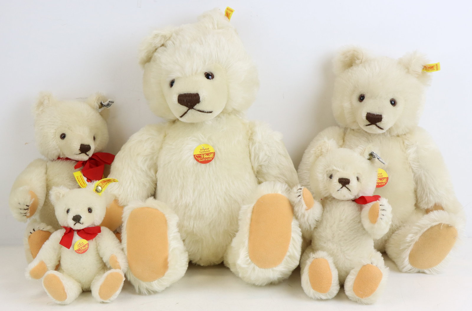 Steiff Teddy Bears (1 of 11)