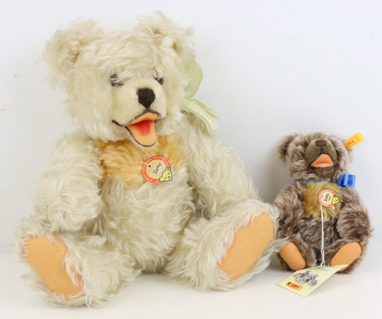 Steiff Teddy Bears - 8