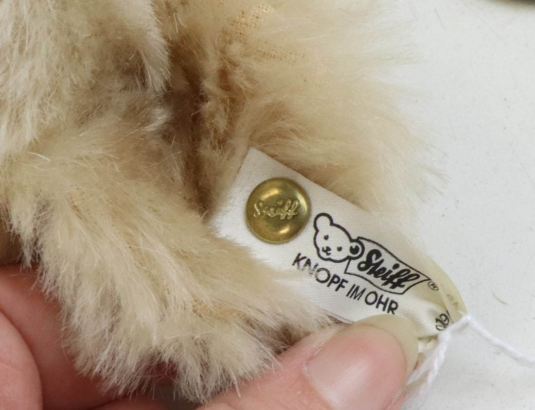 Steiff Teddy Bears - 7