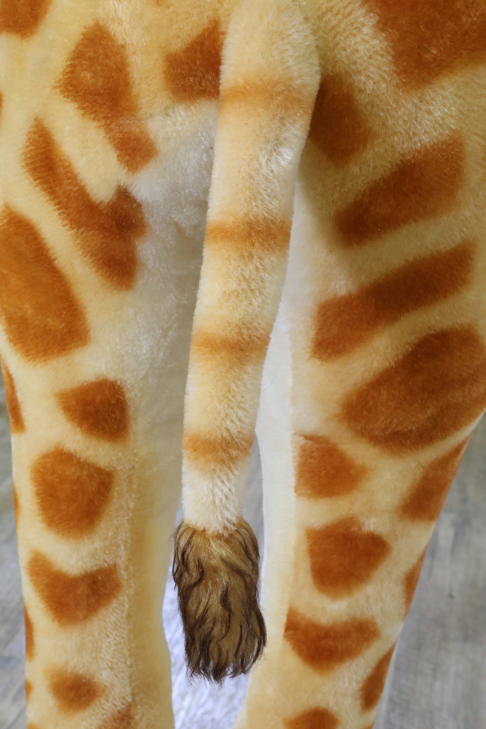 Steiff Studio Giraffe - 10