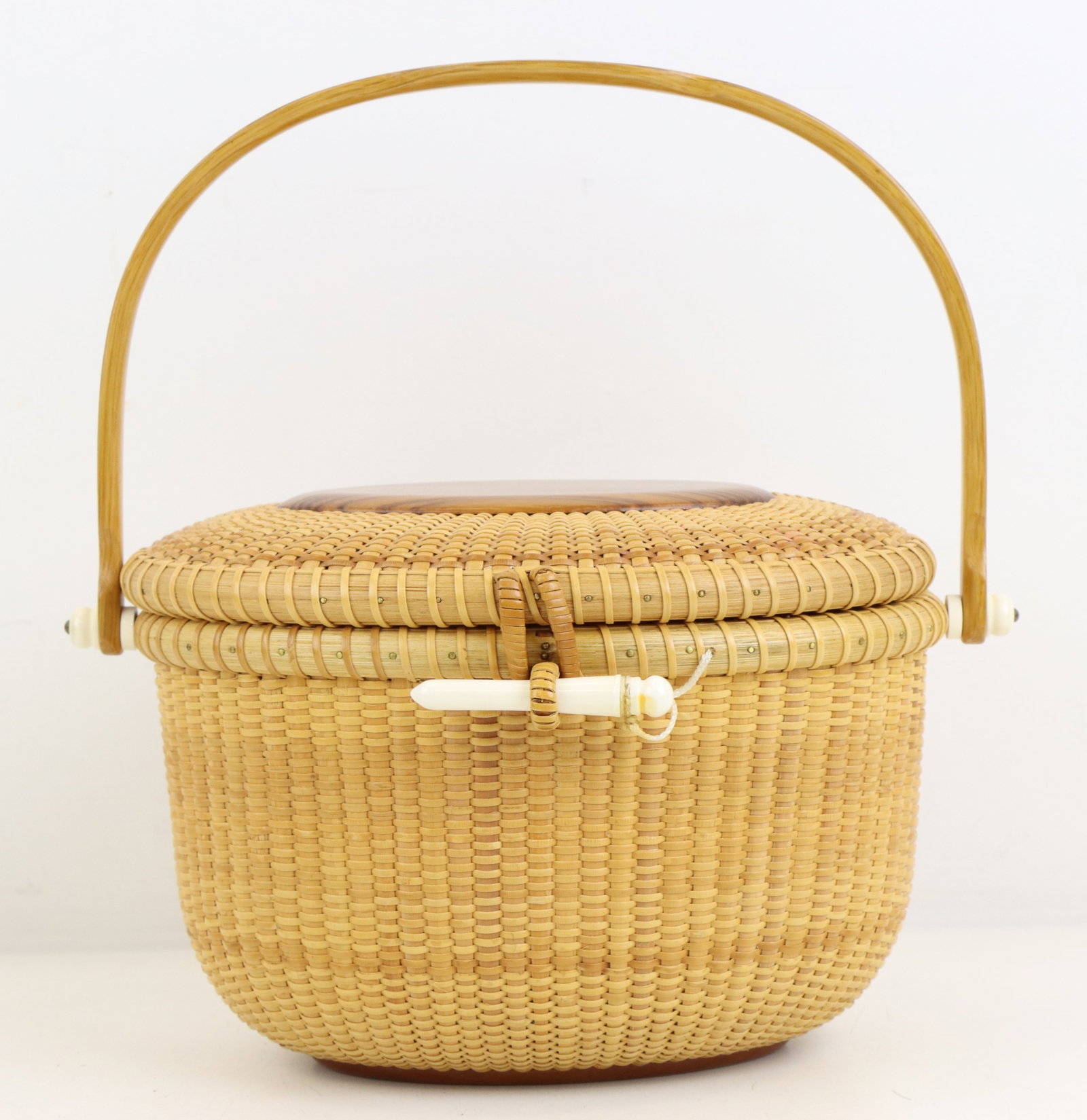 Nantucket Basket (1 of 7)