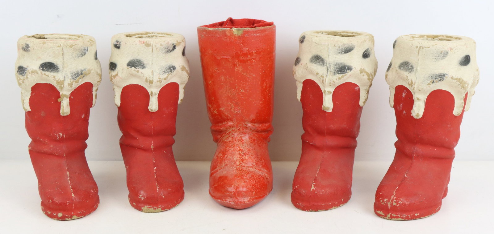Paper Pulp Christmas Candy Containers (1 of 14)