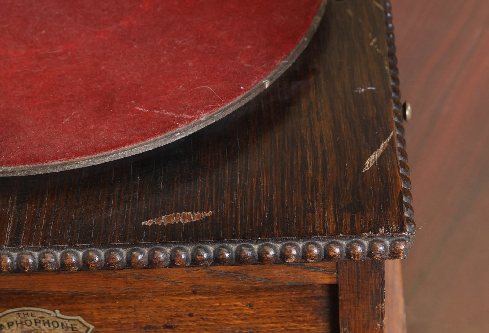 Columbia Disc Graphophone - 13