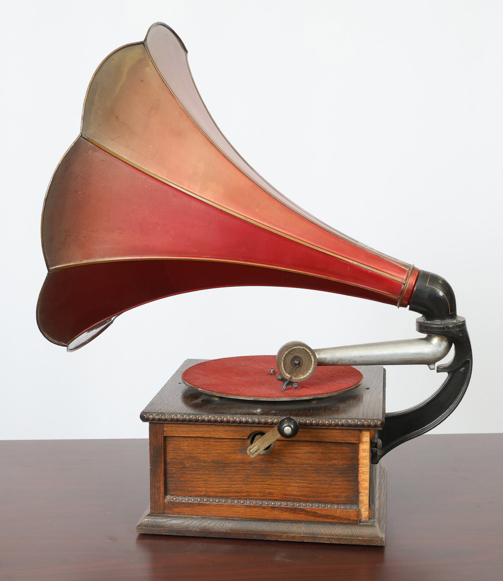Columbia Disc Graphophone - 8