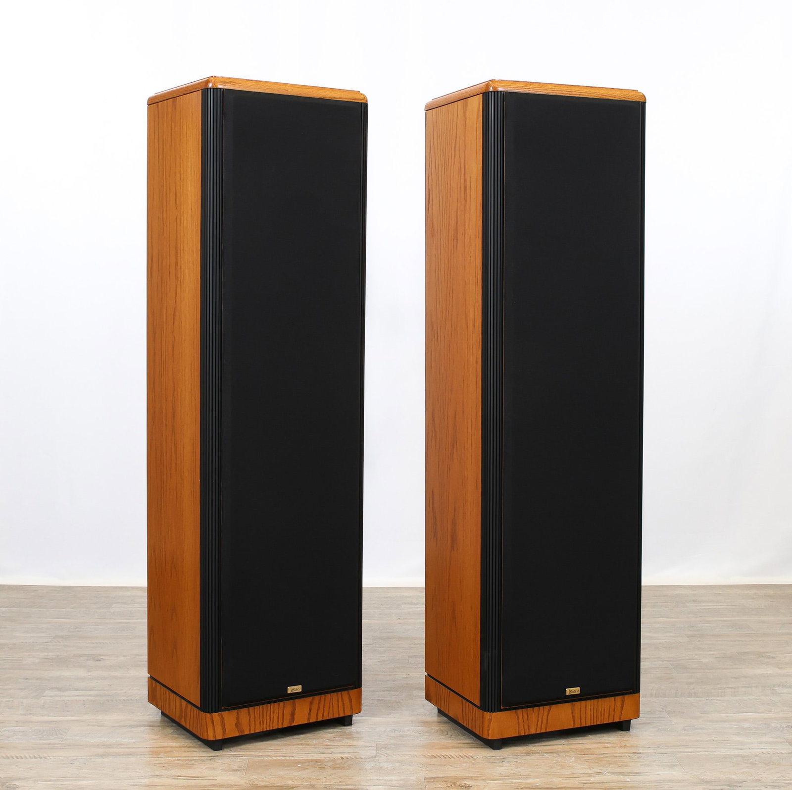 Legacy FOCUS Floor Loudspeakers (1 of 15)