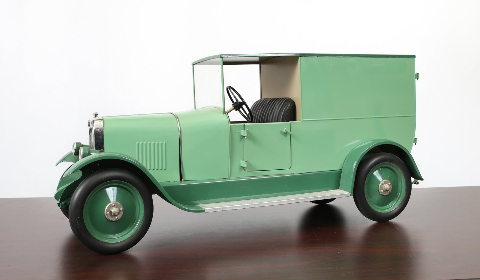 Brepsomy 1927 Citroen B14 1:7 Scale Model (1 of 18)