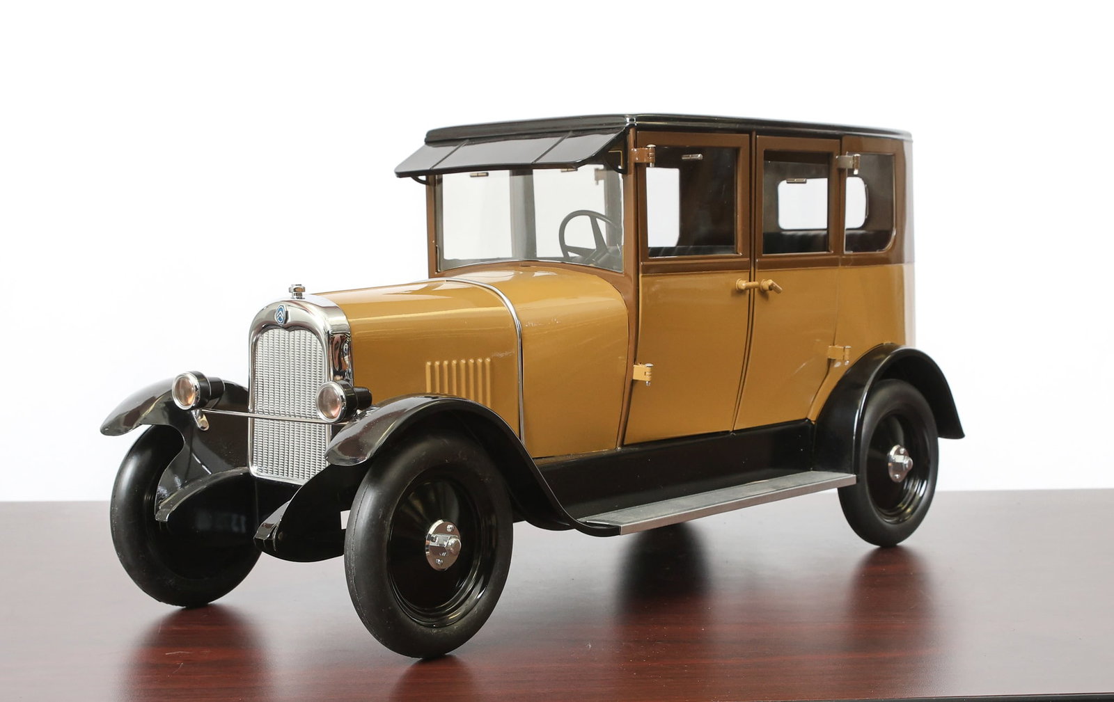 Brepsomy 1927 Citroen B14 1:7 Scale Model (1 of 14)