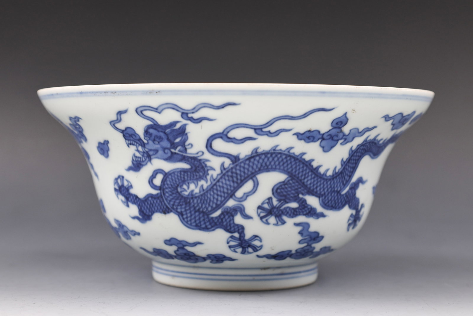Chinese Porcelain Ogee Bowl (1 of 8)