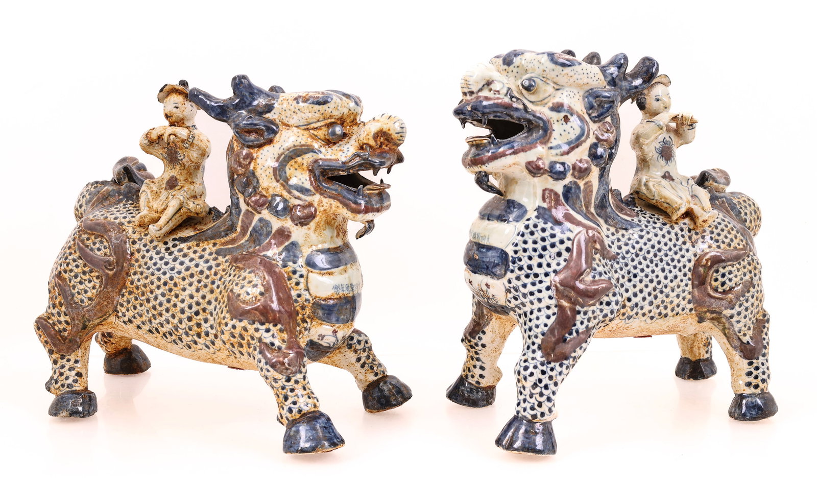 Chinese Porcelain Qilin Sculptures (1 of 14)