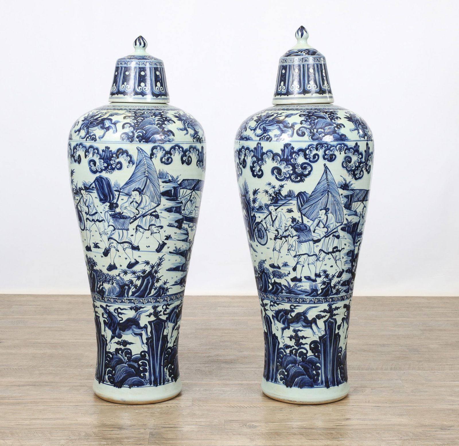 Chinese Porcelain Palace Urns (1 of 20)