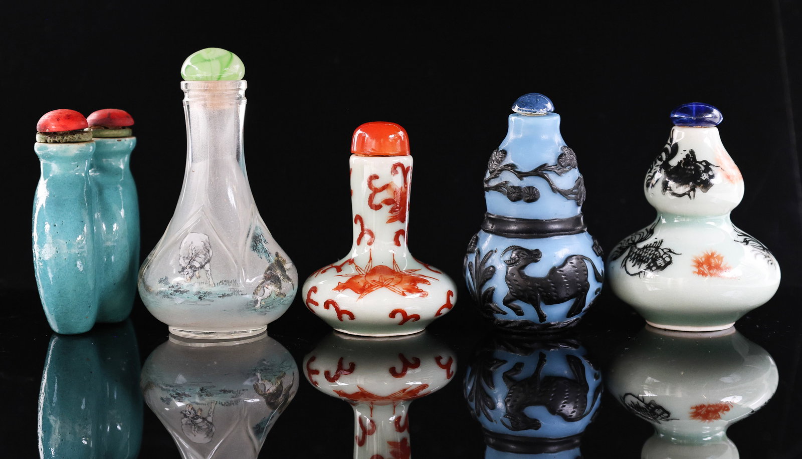 Chinese Snuff Bottles - 2