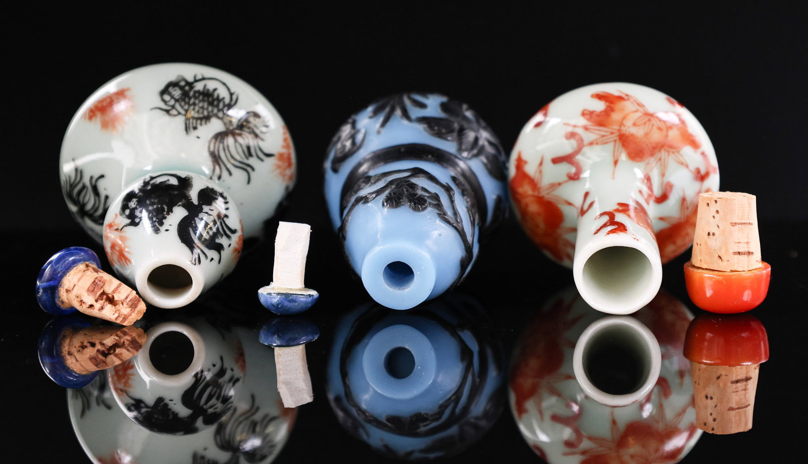 Chinese Snuff Bottles - 9