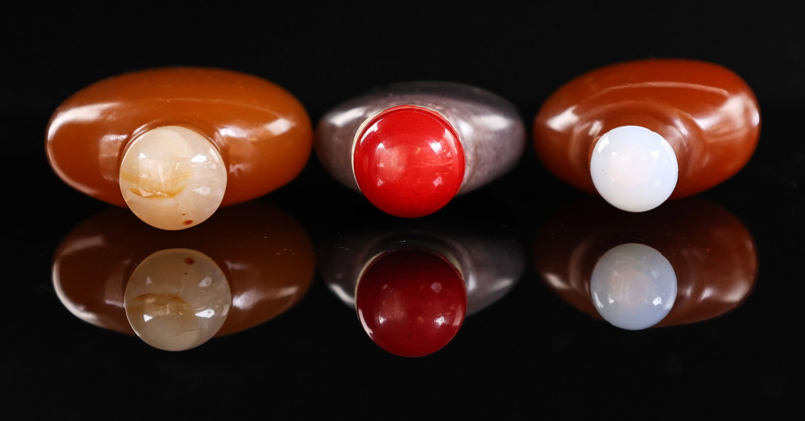 Chinese Snuff Bottles - 11