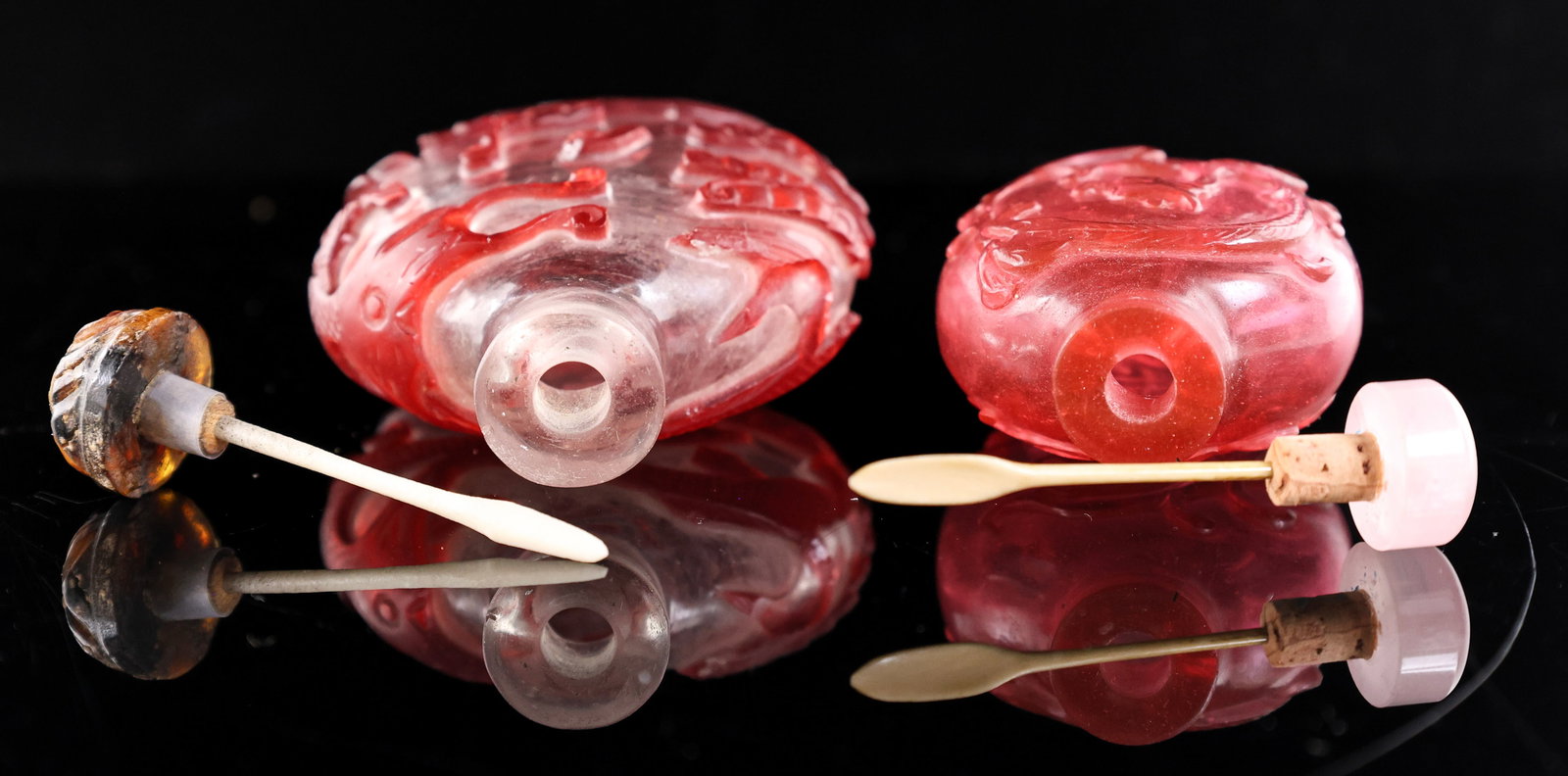 Chinese Snuff Bottles - 10