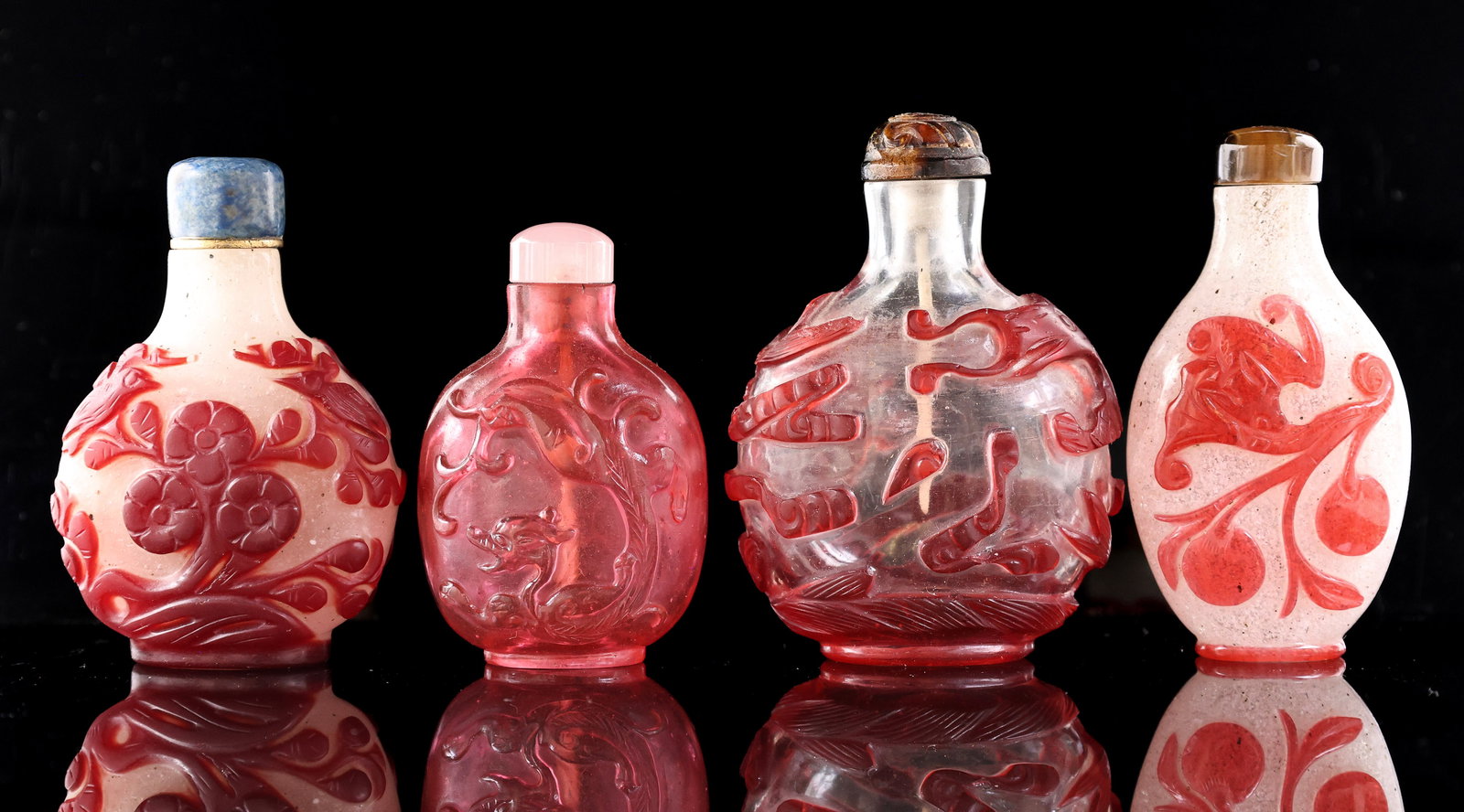 Chinese Snuff Bottles - 3