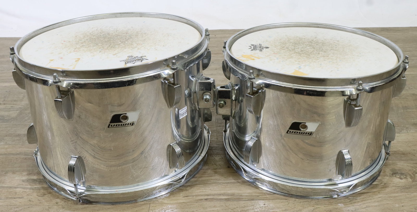 Ludwig Drum Kit (Silver) - 8