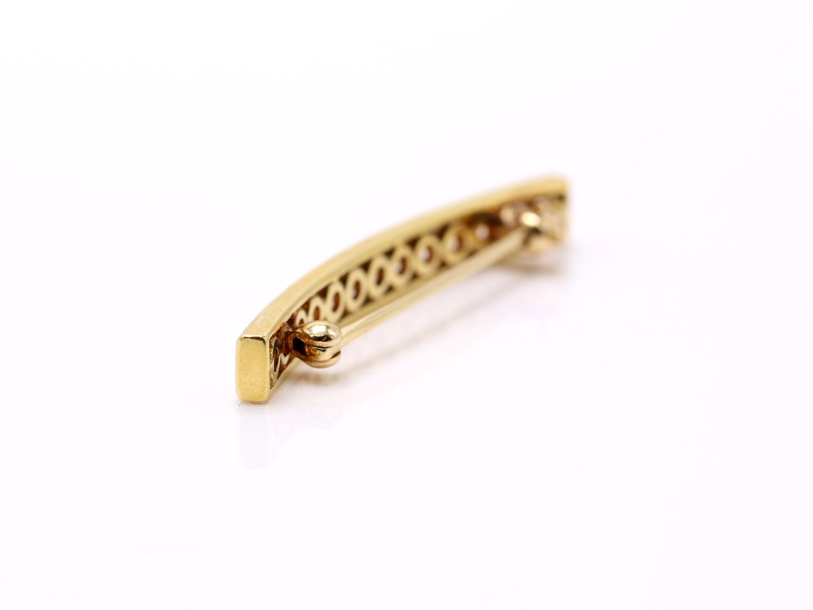 18k Diamond Pin - 5