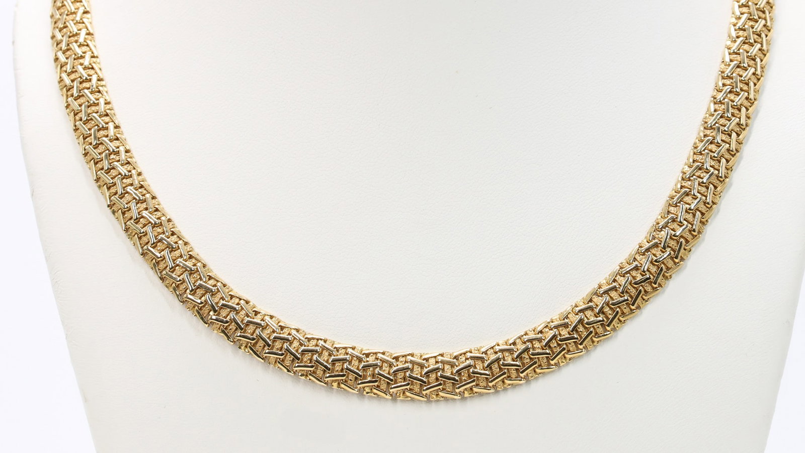 14k YG Necklace: 14k yellow gold Byzantine link necklace, 17", 11.0dwt.