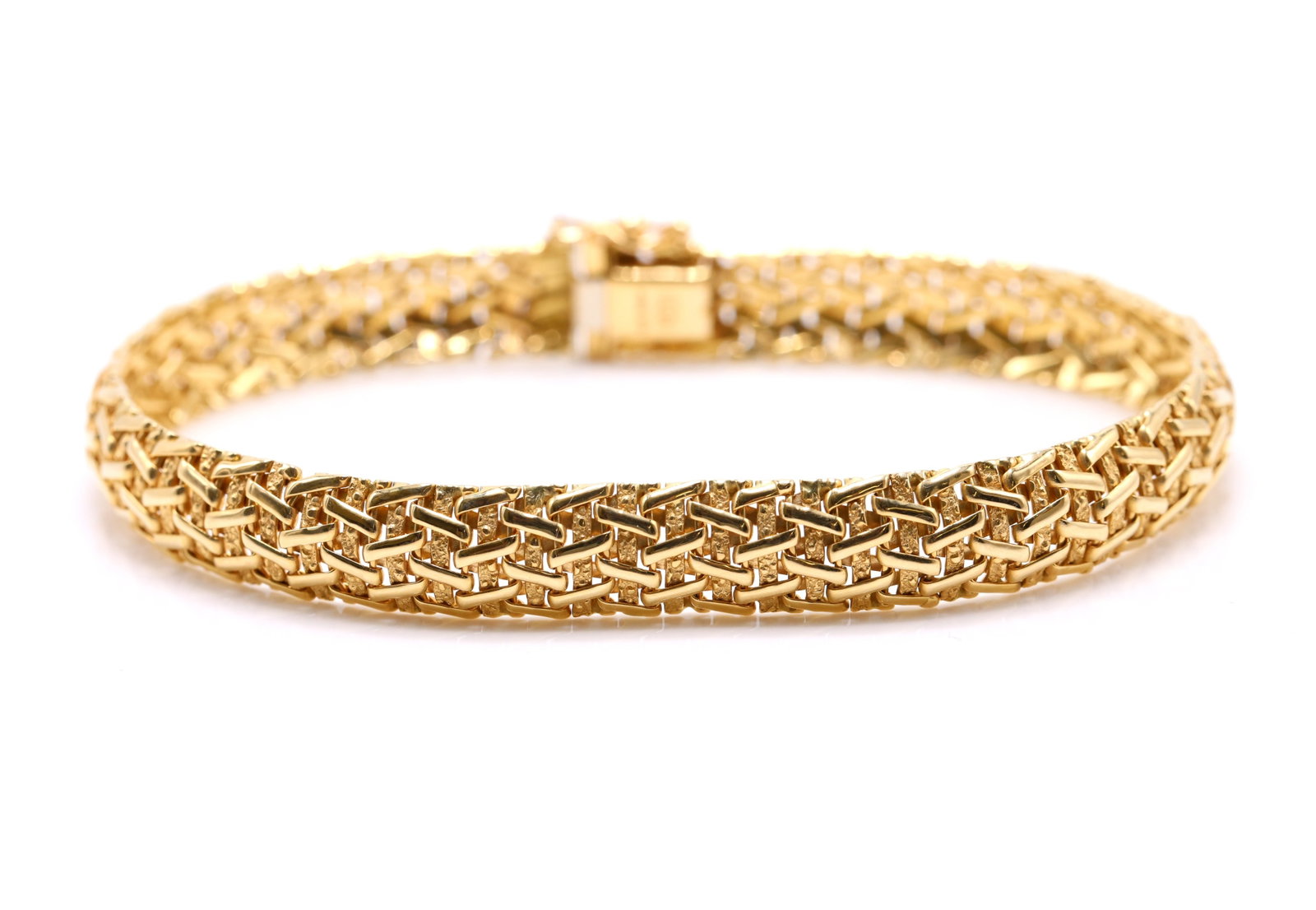 14k YG Bracelet: 14k yellow gold woven link bracelet. 7.5" and 10.5dwt