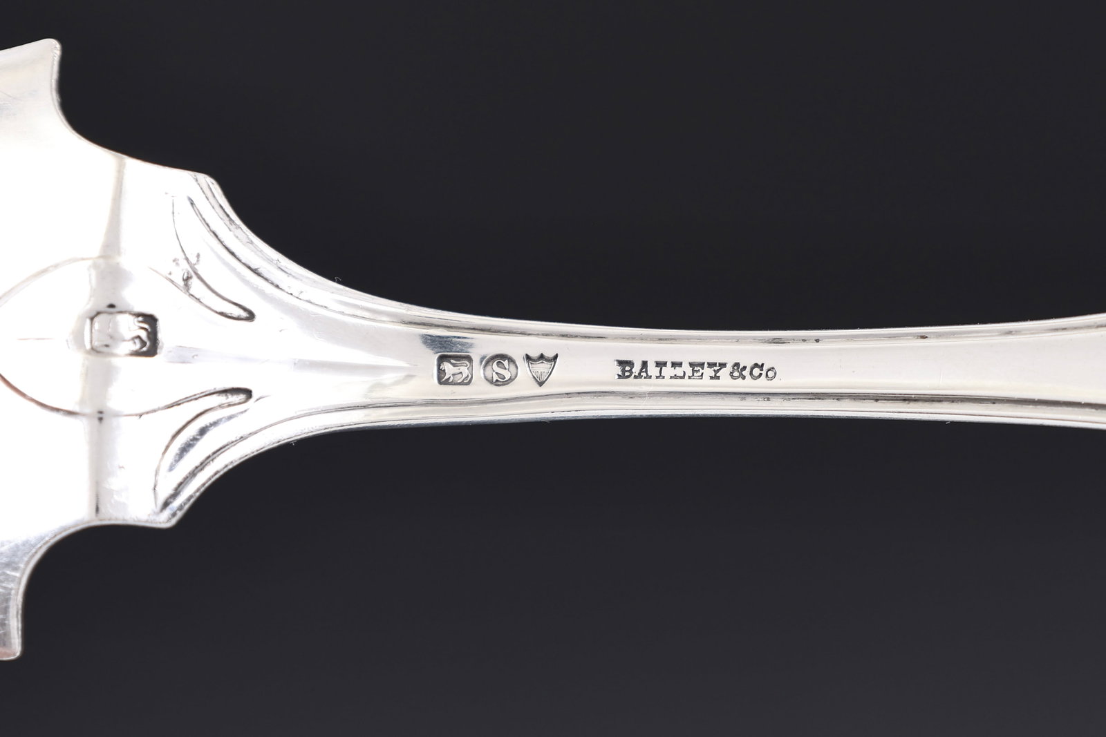 Bailey and Co. Sterling Silver Serving Flatware - 6