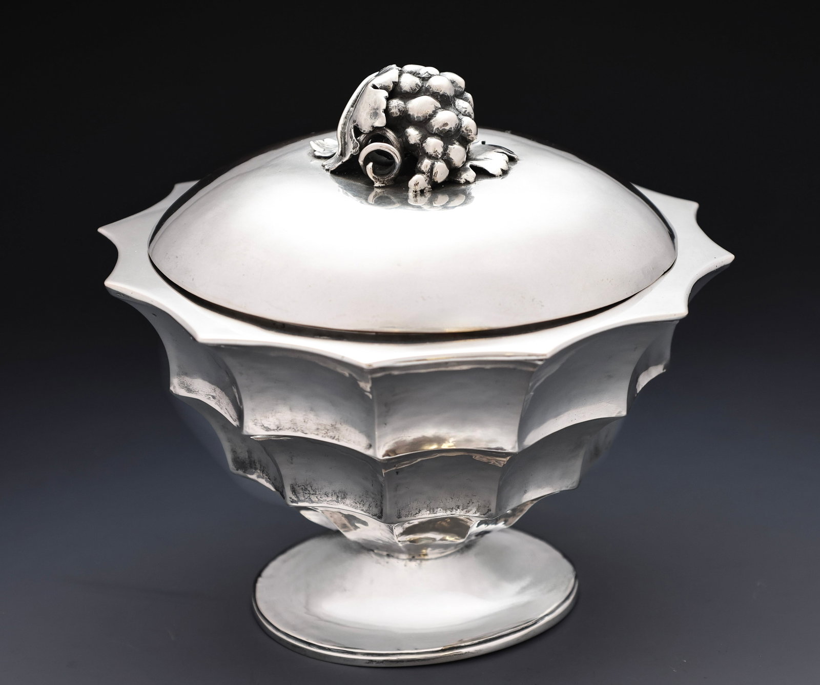 Continental Silver Tureen - 2