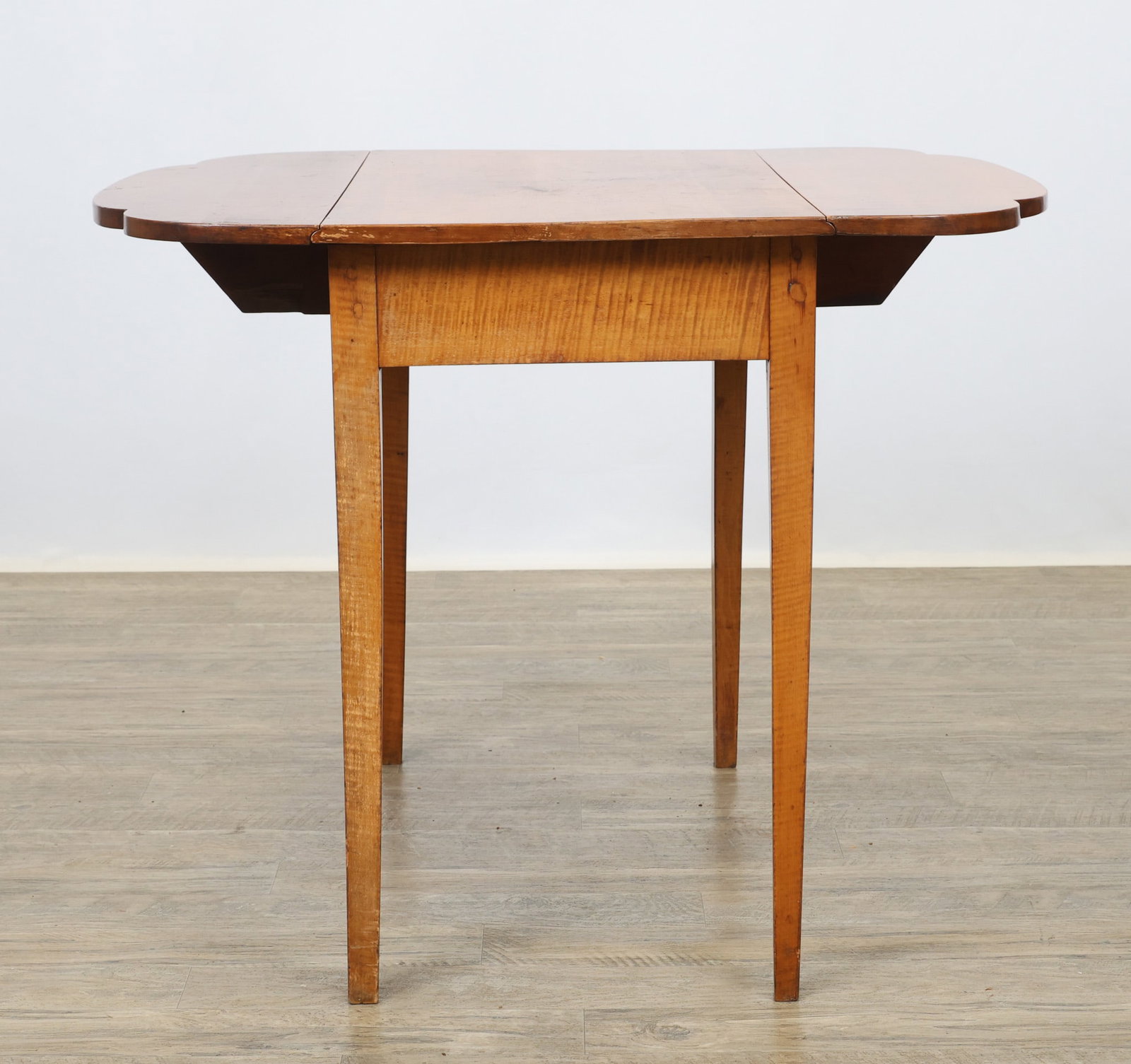 Federal Tiger Maple Pembroke Table - 6