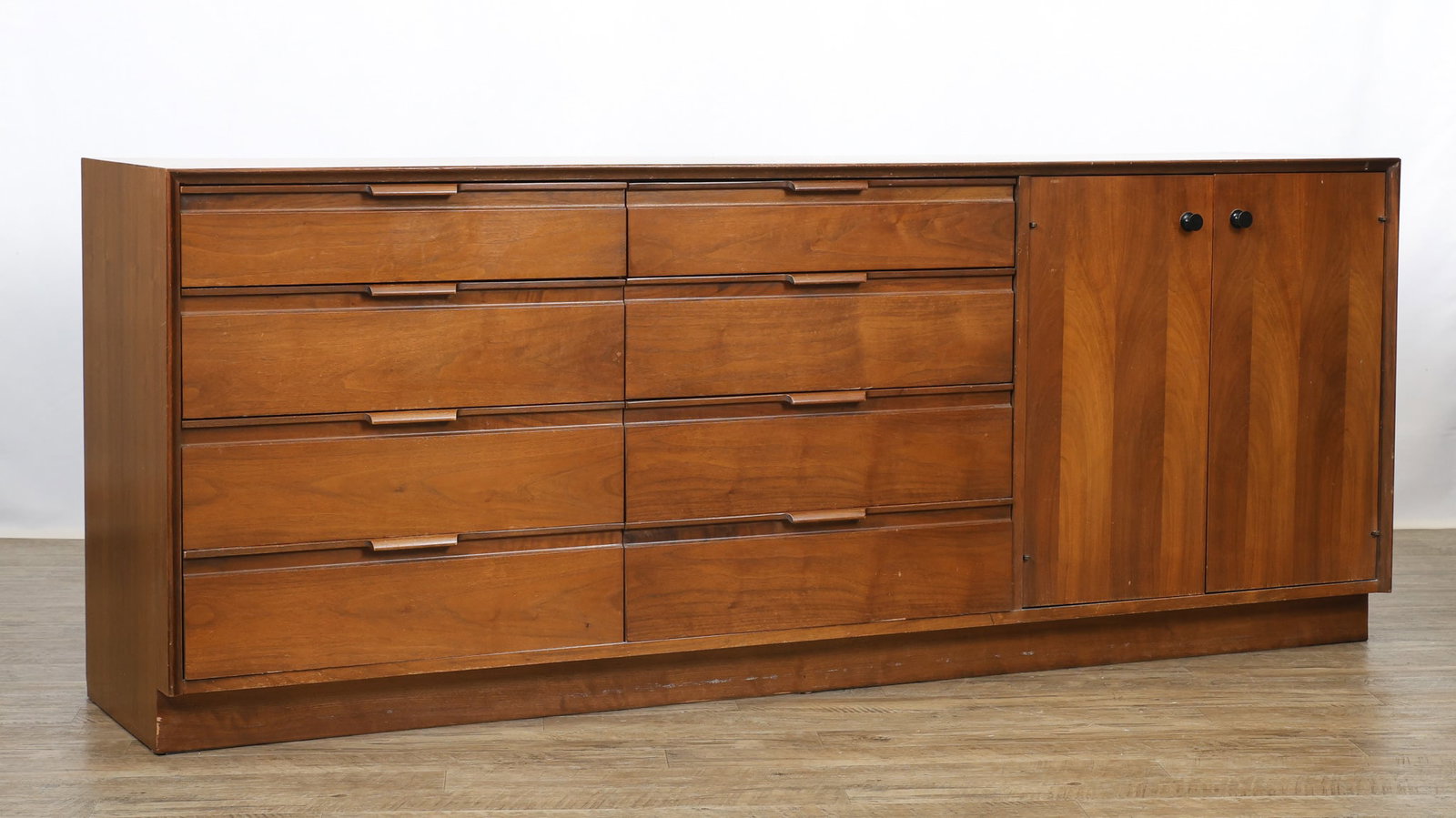 American of Martinsville "Dania II" Dresser (1 of 14)