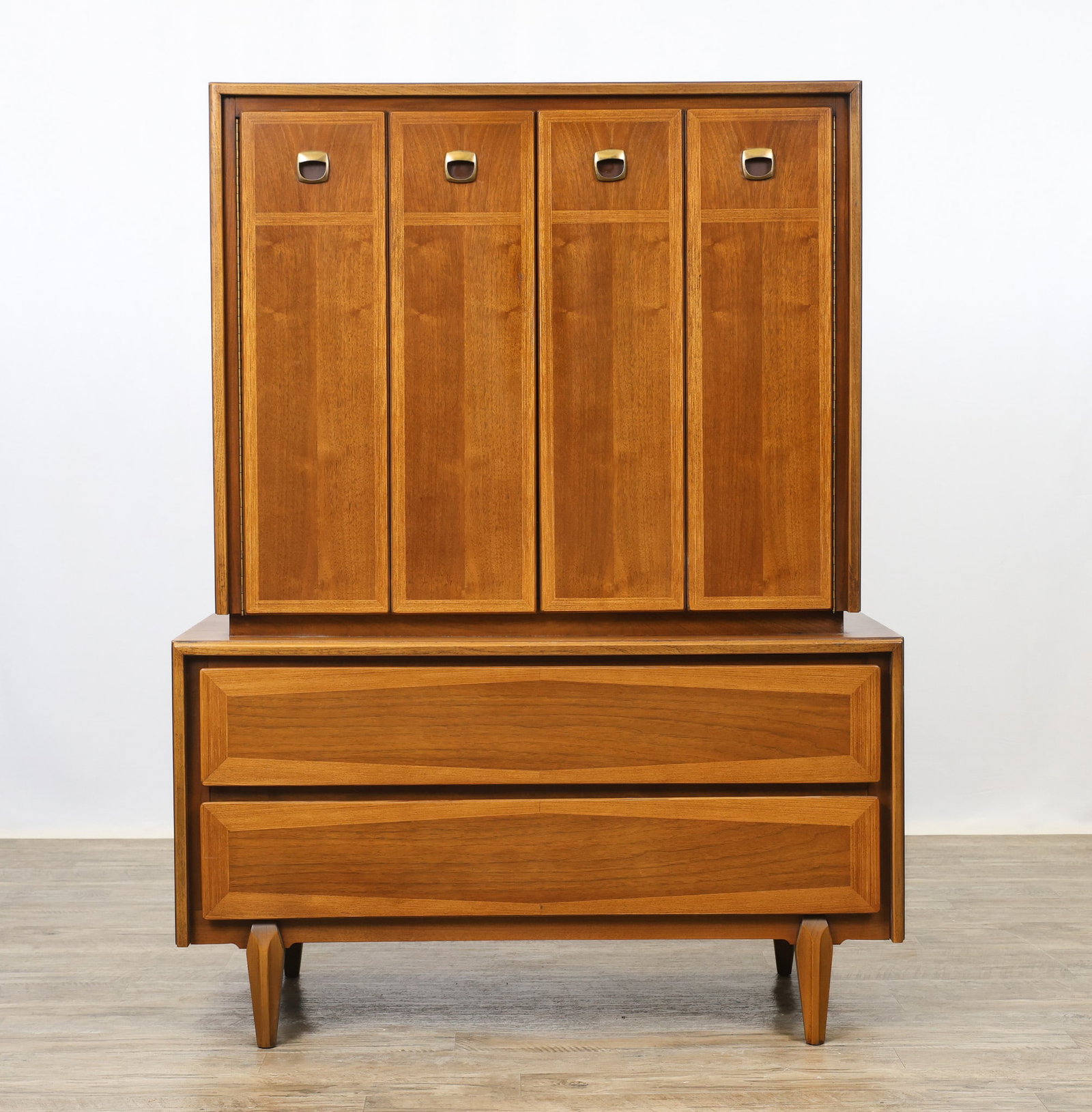 American of Martinsville "Format" Chest (1 of 12)
