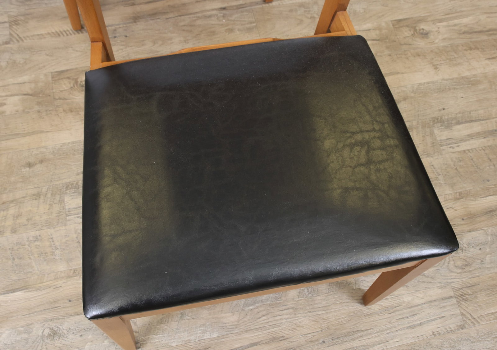 Accent Chairs - 8