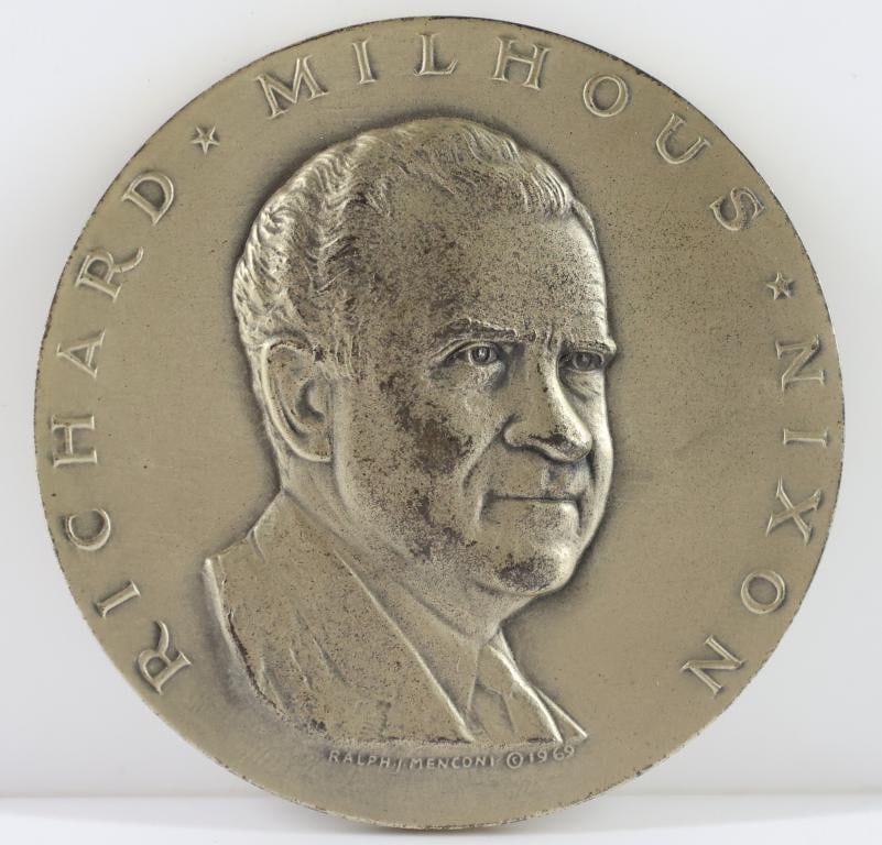 Medallic Art Co. Fine Silver Nixon Inaugural Medal: Fine silver 1969 Official Inaugural Medal. 63.5mm and 4.73 ozt