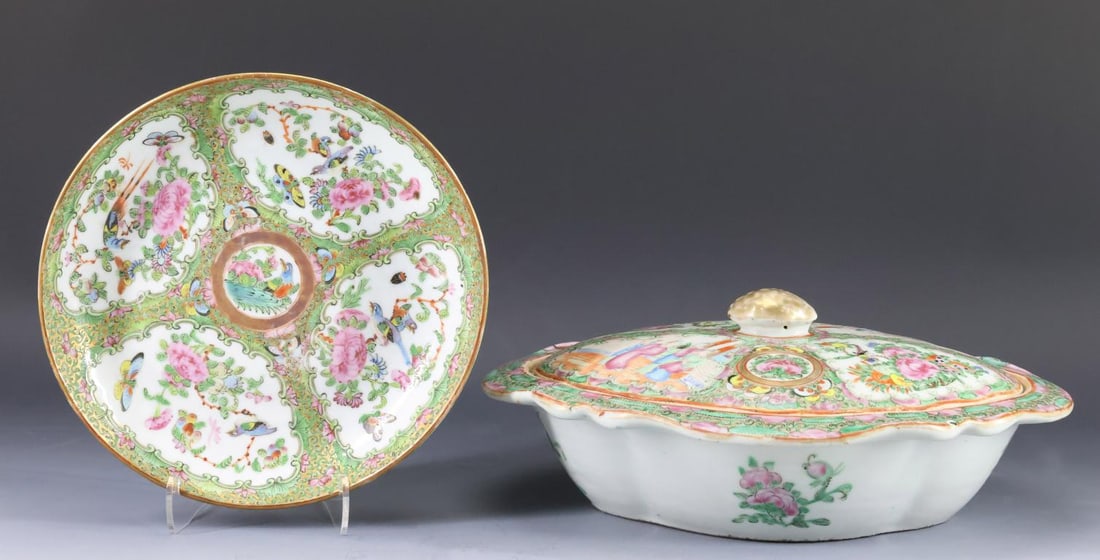Chinese Rose Medallion Porcelain Serving Dish and Plate (1 of 13)