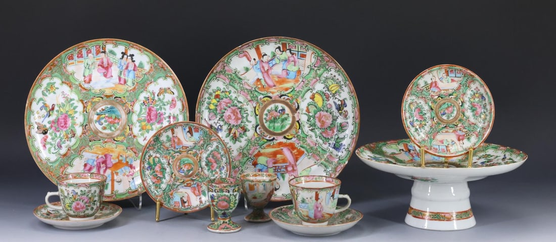 Chinese Rose Medallion Porcelain Breakfast Dishes (1 of 12)