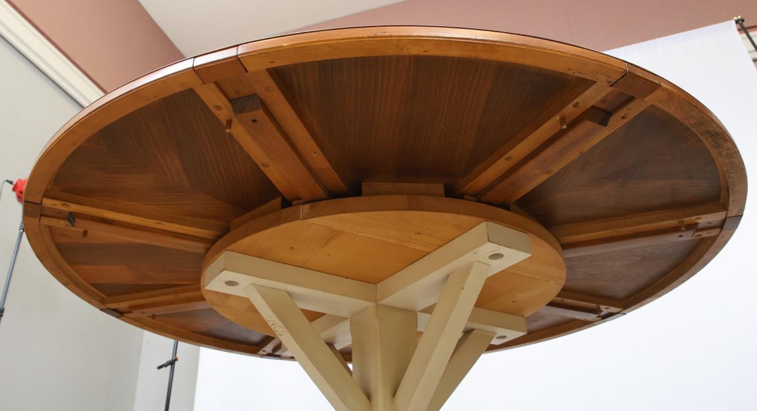 Circular Pedestal Dining Table - 10