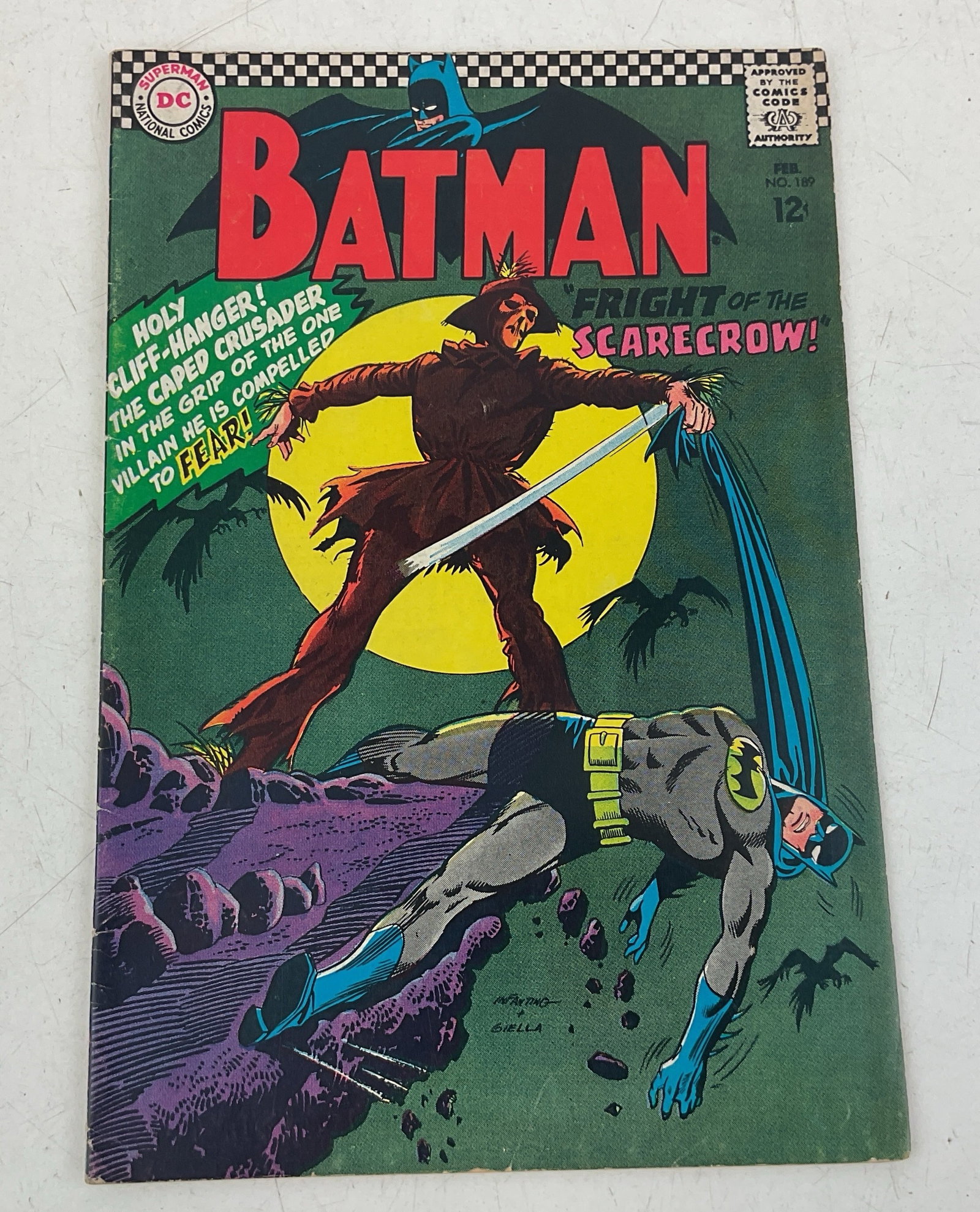 Batman Comic: Batman: Fright of the Scarecrow Comic issue #189.