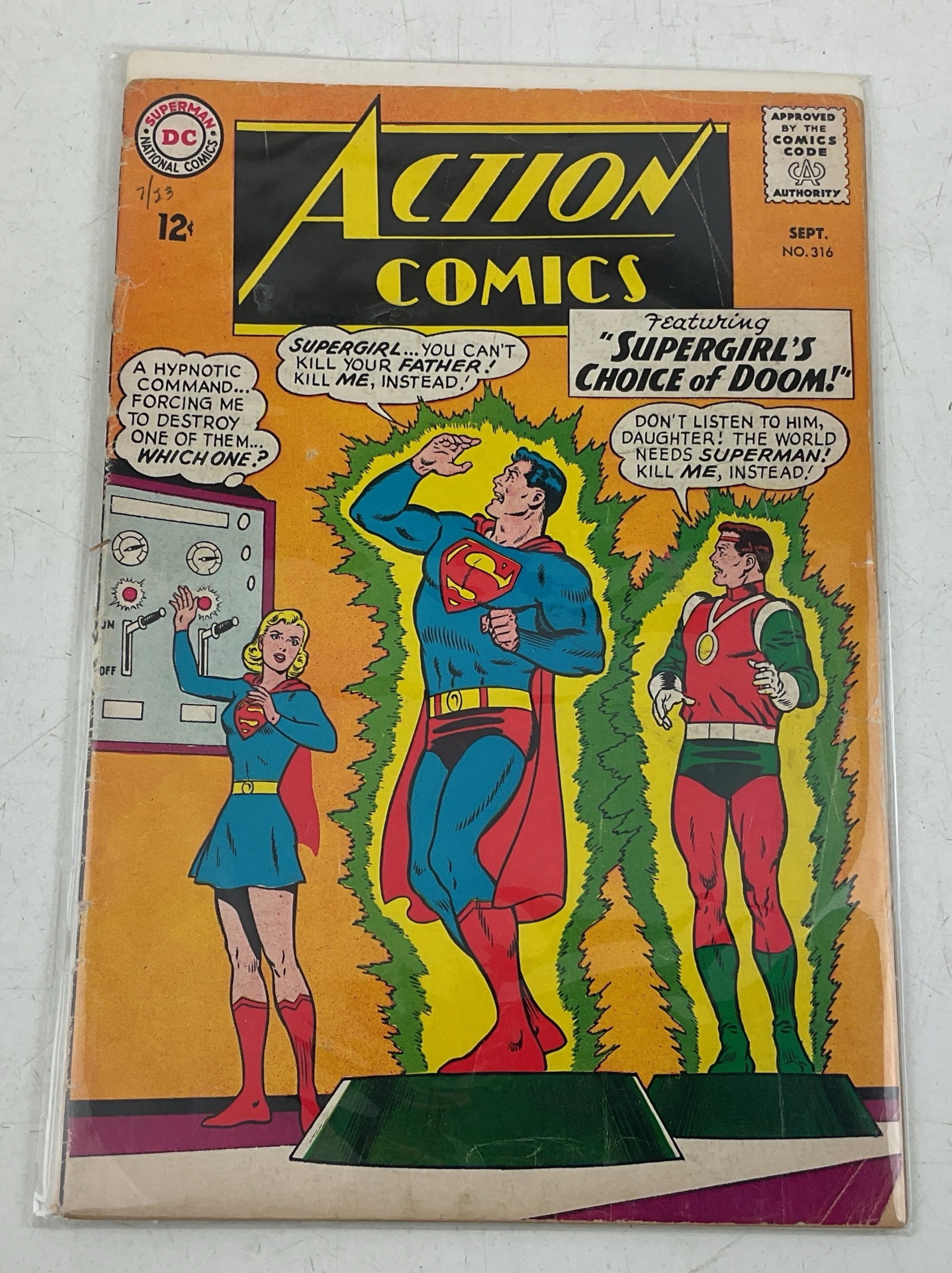 Action Comics - 4