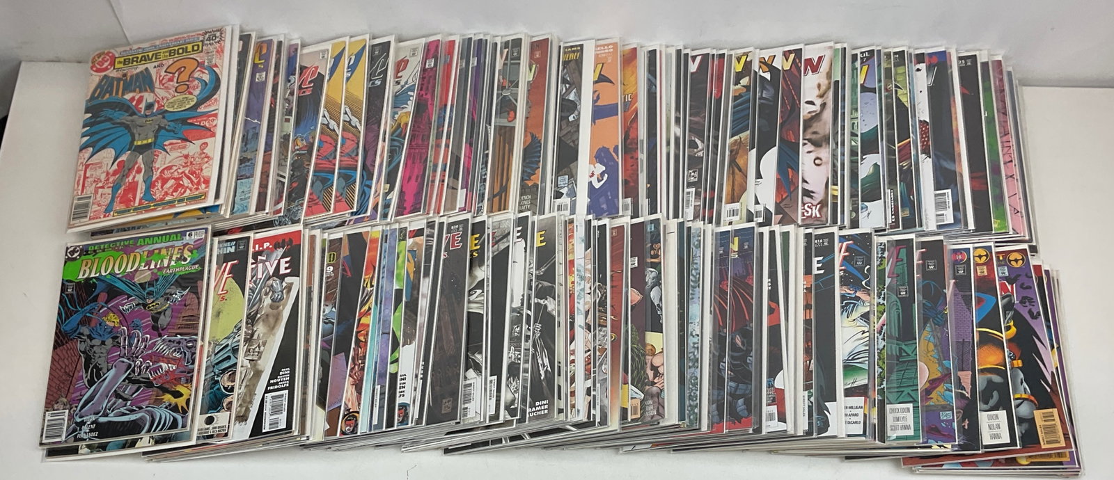 DC Grab Bag: Batman #654, #655, #656, #657, #658, #660, #661, #662, #663, #664, #666, #667, #668, #669, #670. Detective Comics #0, #645, #646, #649, #651, #652, #653, #654, #664, #665, #667, #668, #669, #677,