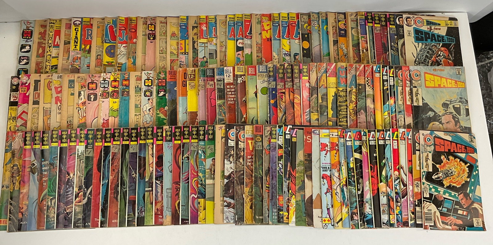 Mixed Publisher Grab Bag: Archie Series: PEP, Archie, Archie and Me #34, Life with Archie, Josie, Archie's Joke Book, Laugh, Reggie and Me, Reggie's Wise Guy Jokes, Archie's Mad House, Jughead #176. Harvey Comics: Casper The