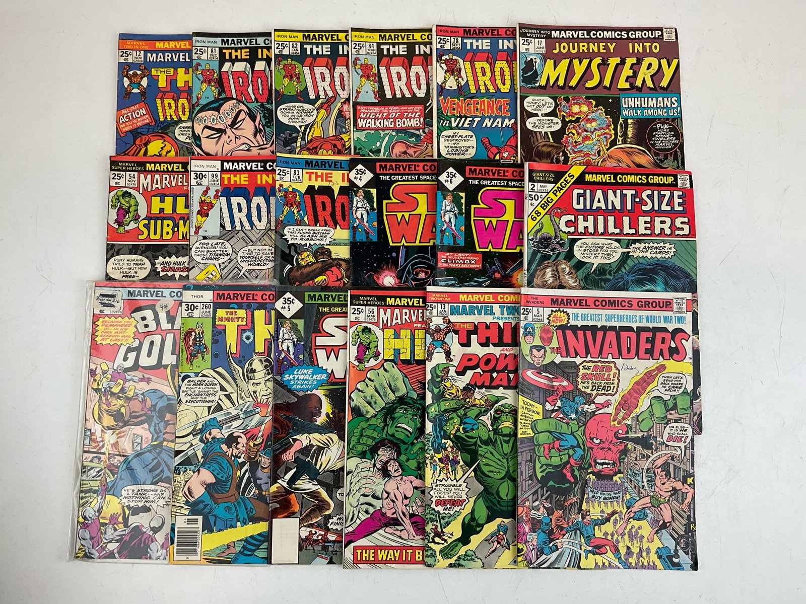 Assorted Marvel Comics (1 of 10)