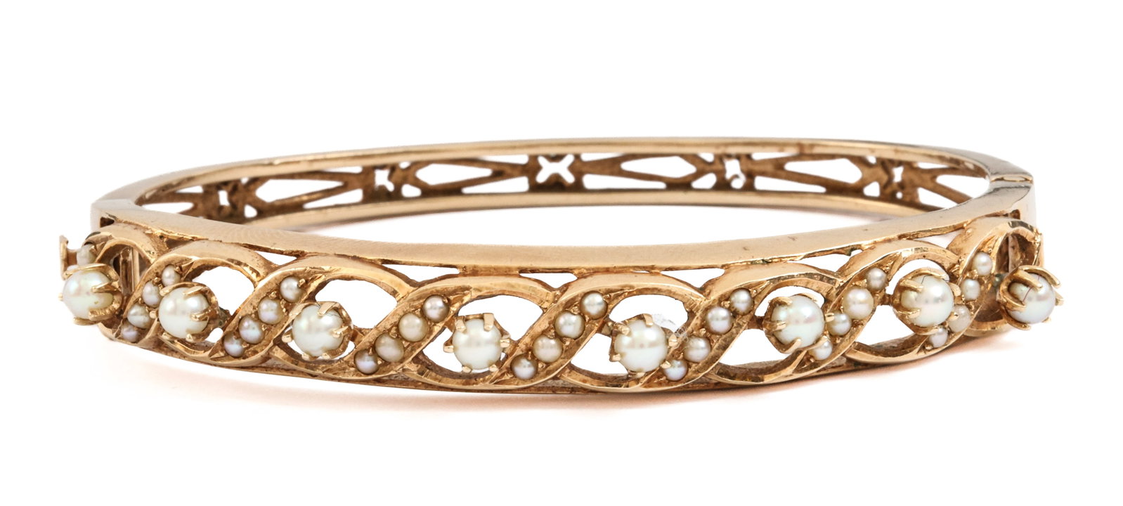 14K YG Pearl Bracelet: 14k pearl bracelet, 6.5", (8) 3mm and accent pearls. 13.6dwt