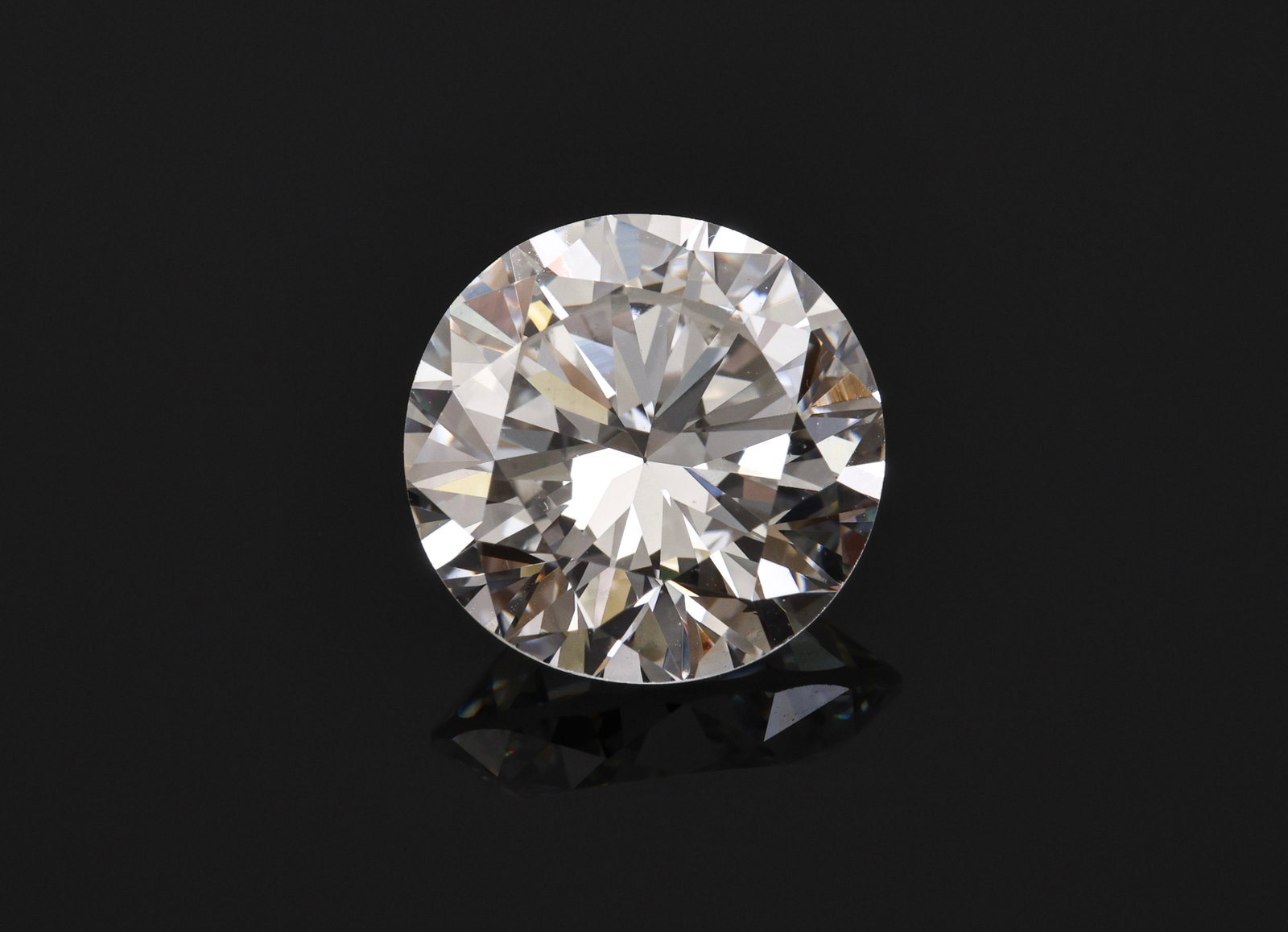 GIA 3.10 Carat G VS1 Round Brilliant Diamond - 6