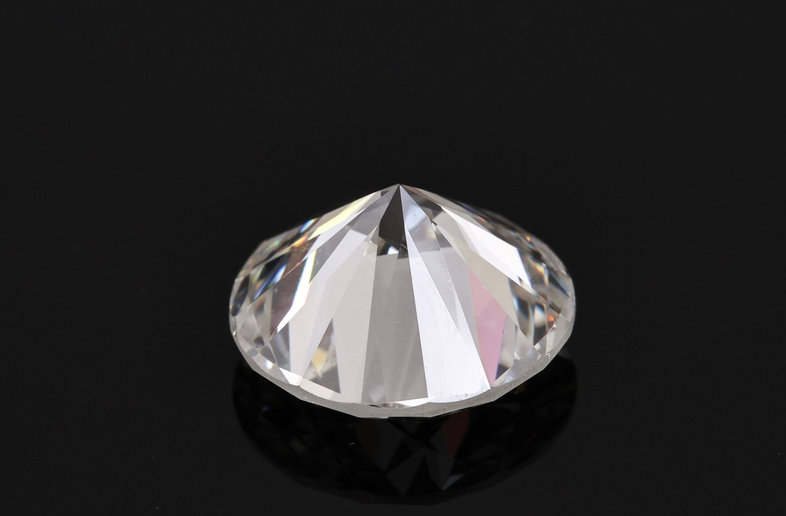 GIA 3.10 Carat G VS1 Round Brilliant Diamond - 7
